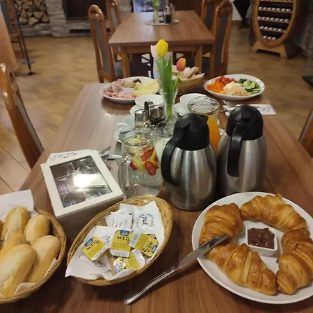 Inn Restaurace A Lutena *