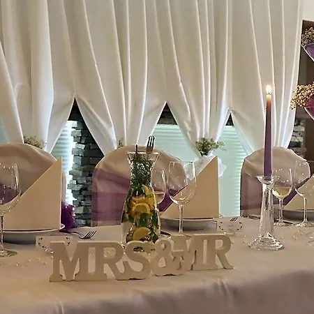 Estalagem Restaurace A Lutena *