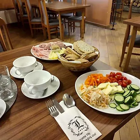 Restaurace A Lutena Estalagem