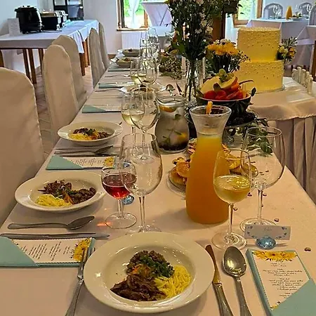 Estalagem Restaurace A Lutena